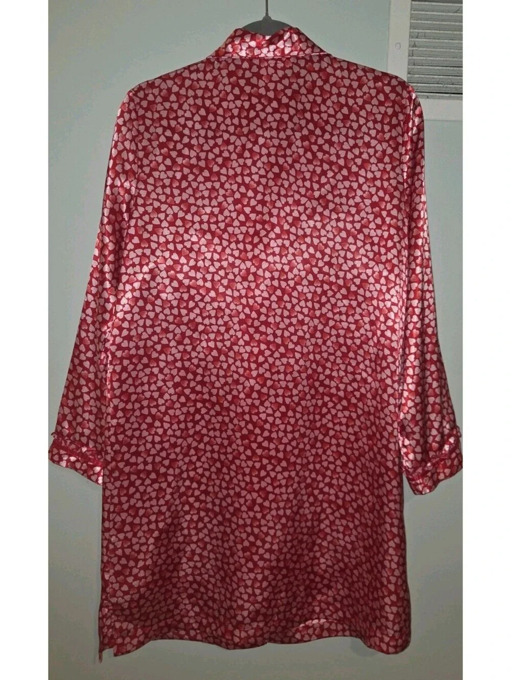 Morgan Taylor Intimates M Red Pink Heart Satin Sleepshirt Button Down Pajama